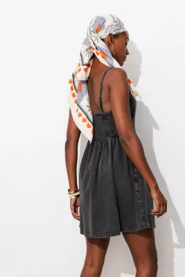 Robe courte à fines bretelles — photo 4