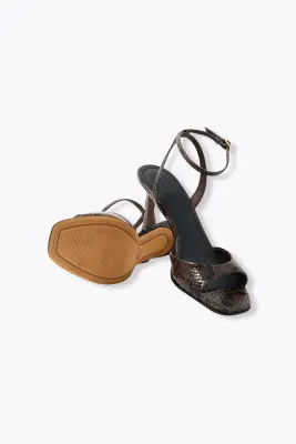 Sandales effet python Femme — photo 4