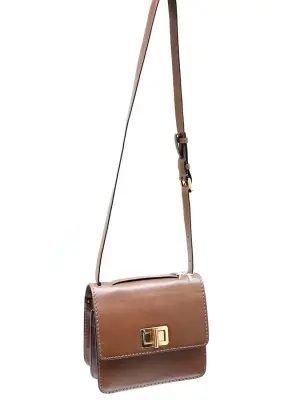 Sac à bandoulière LOUISE en cuir marron Prix boutique 1450€ — photo 5