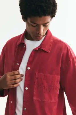 Chemise Relaxed Fit en velours côtelé - Rouge/East Isles Club — photo 3