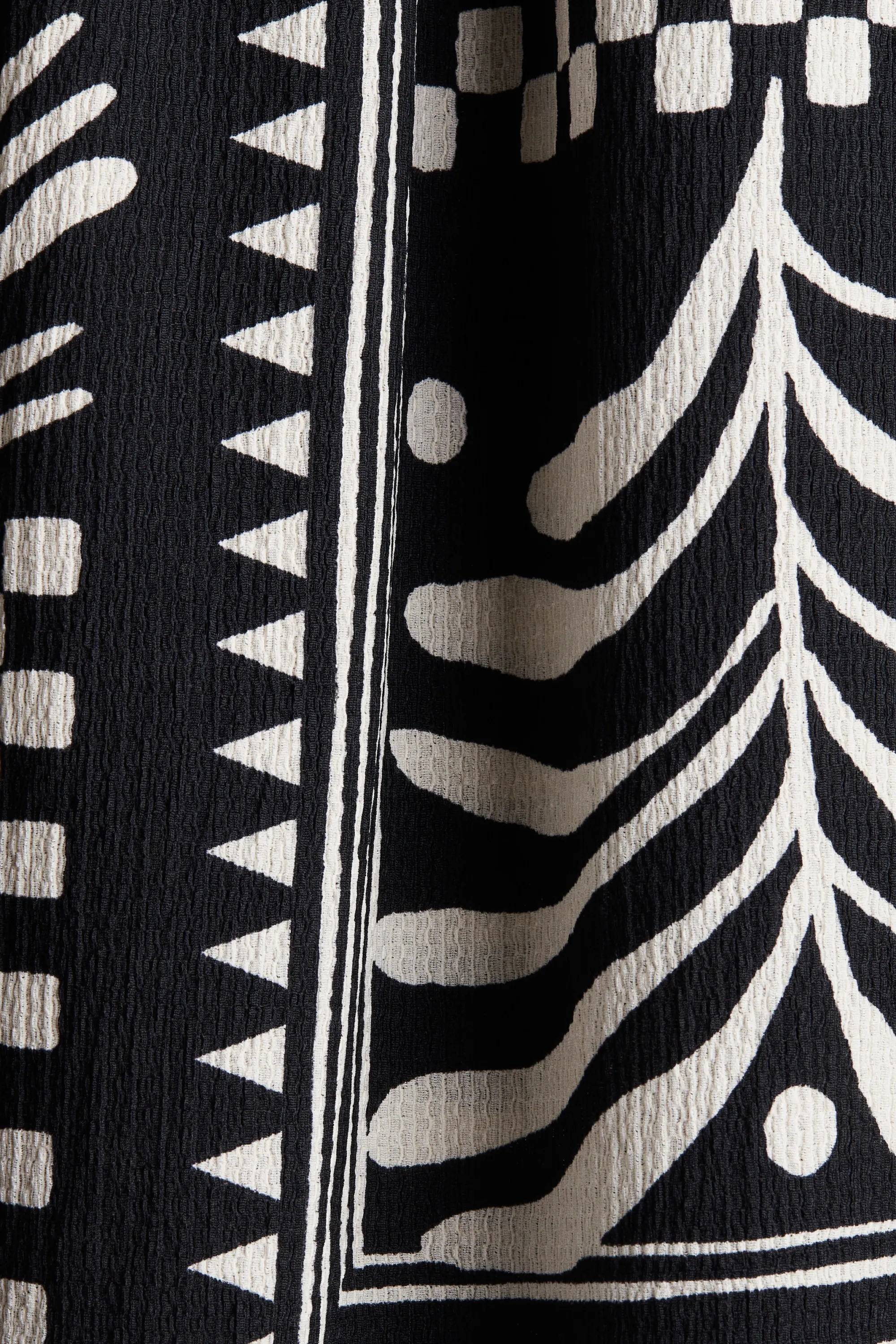 Robe en jersey froissé - Noir/motif