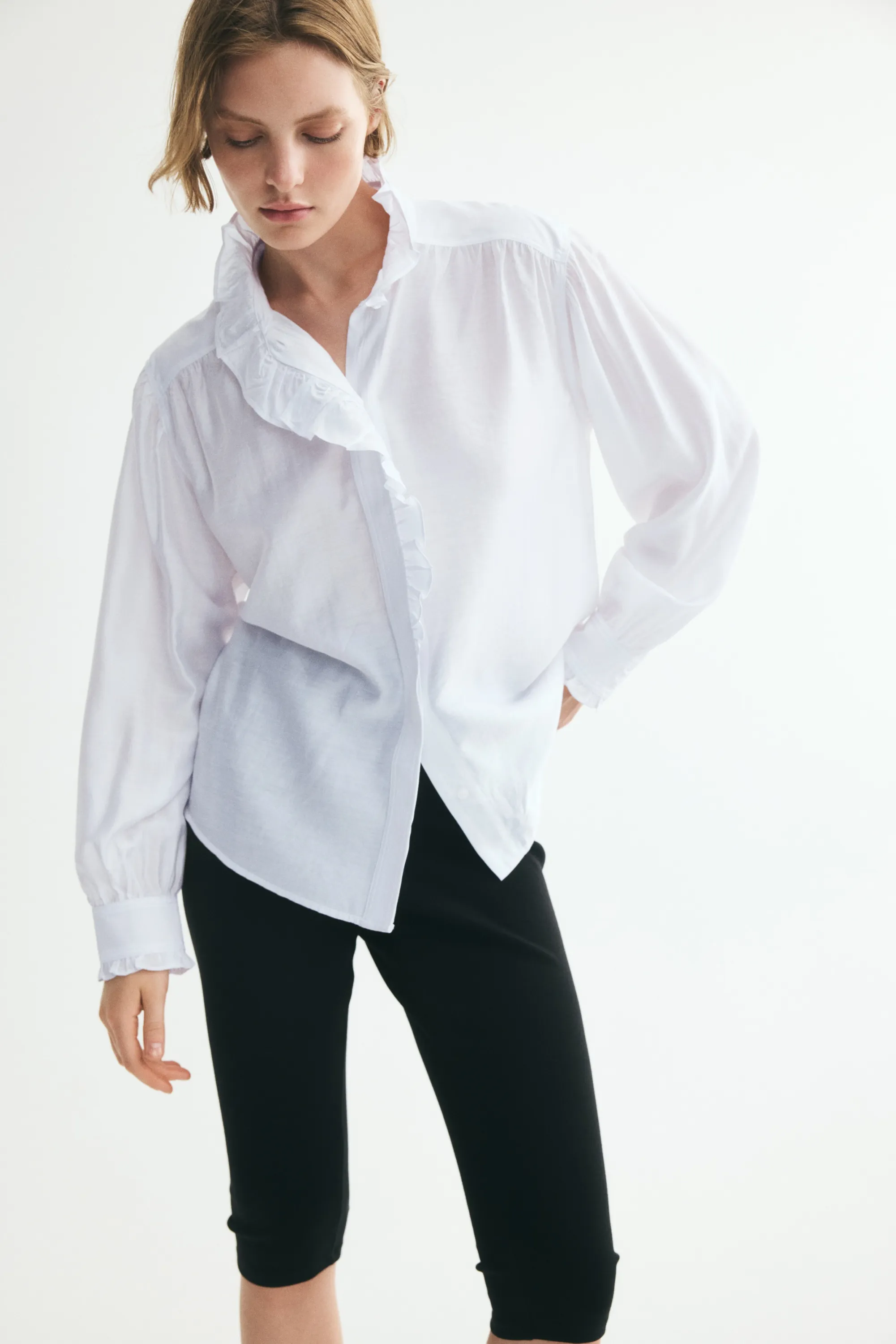 Blouse à boutons avec ruché - Blanc