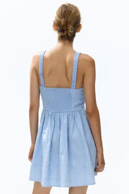 Robe brodée avec jupe évasée - Bleu clair — photo 1