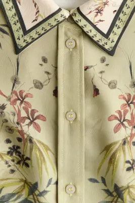 Chemise oversize à motif - Vert ancien clair/motif — photo 4