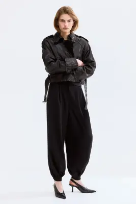 Pantalon plissé à jambes ballon - Noir — photo 1
