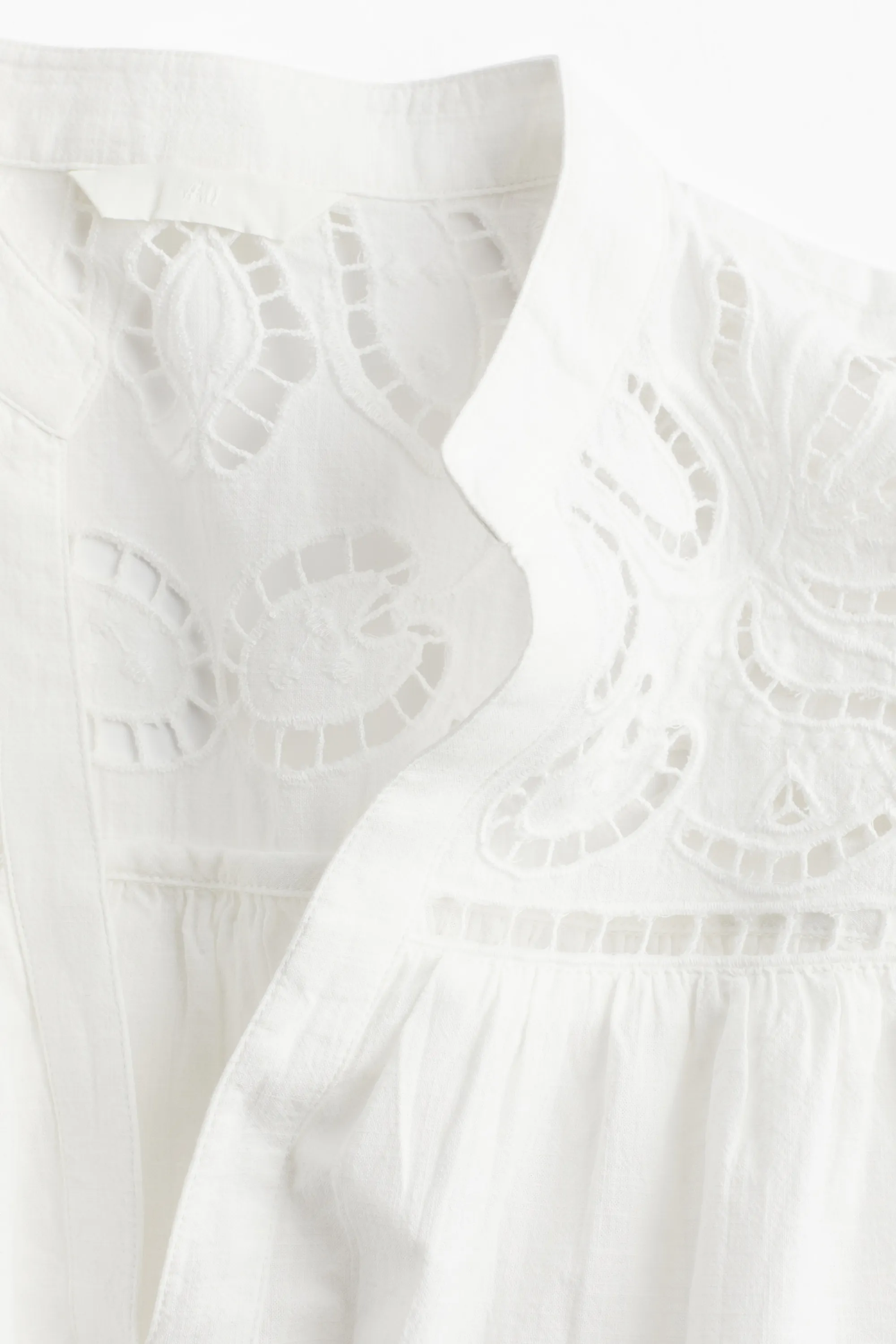 Robe à manches volantées avec broderie anglaise - Blanc