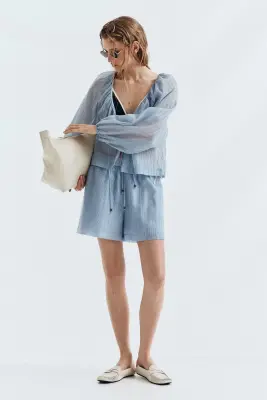 Short en lin mélangé avec taille élastique - Bleu clair/rayé — photo 1