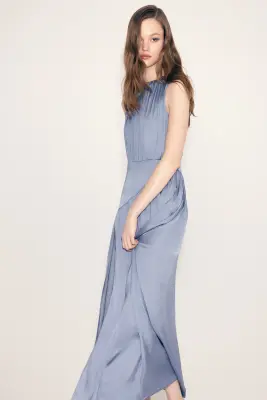 Robe froncée en satin - Bleu — photo 1