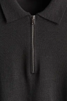 Polo Regular Fit à col zippé en laine mérinos - Gris foncé — photo 5