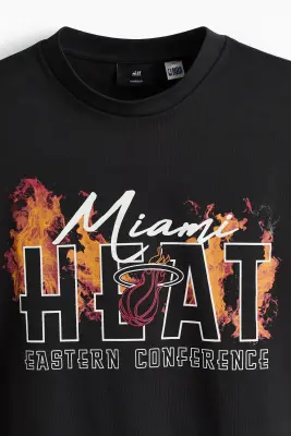T-shirt imprimé Oversized Fit - Noir/NBA — photo 5
