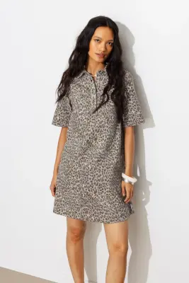 Robe courte léopard en toile — photo 3