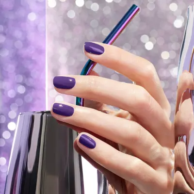 Vernis Green Manucurist-Mystic-manucure violet bleu profond — photo 4
