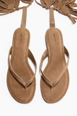 Sandales en cuir velours avec détail frangé - Beige — photo 2
