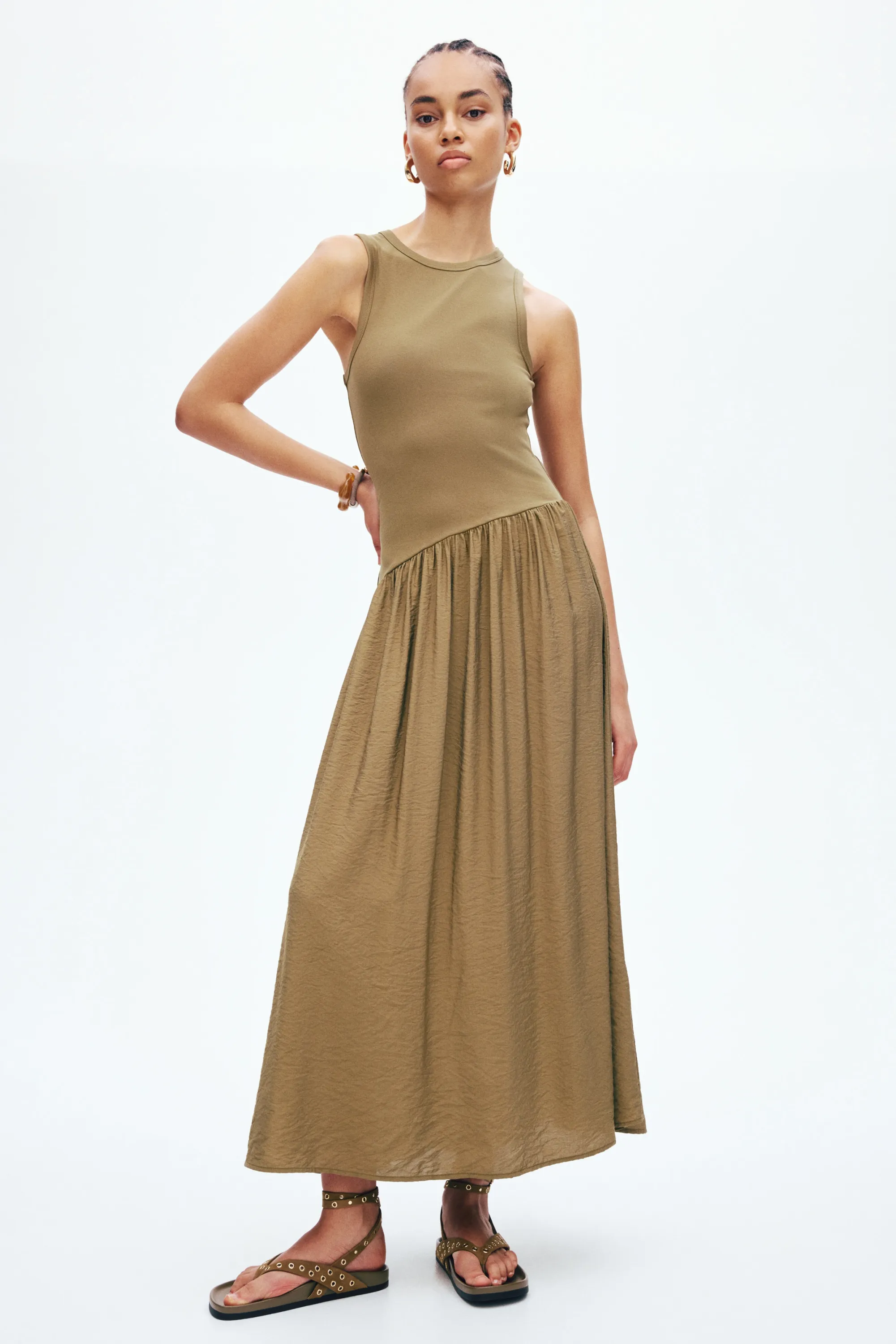 Robe avec jupe évasée - Vert kaki