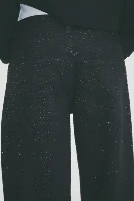 Jean ornementé avec jambes barrel - Noir — photo 2