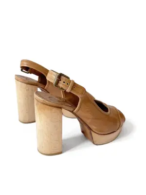Escarpins peep toe à talon bois et plateforme en cuir marron camel Prix boutique 550€ Taille 39 — photo 4