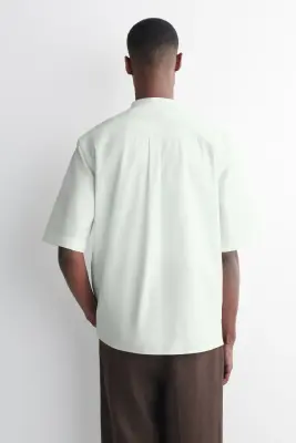 CHEMISE À MANCHES COURTES ET COL OFFICIER - VERT CLAIR — photo 4
