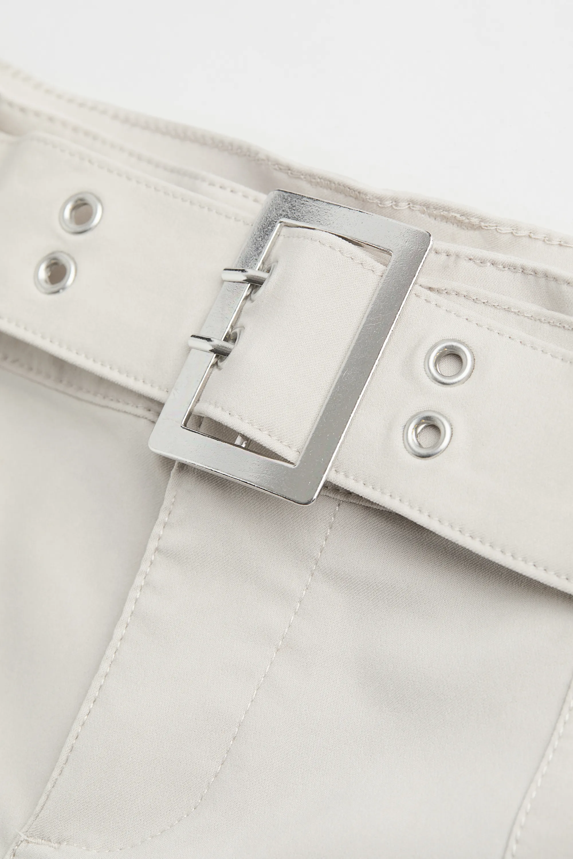 Short avec ceinture - Grège clair