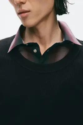 T-shirt gaufré Slim Fit en coton - Noir — photo 3
