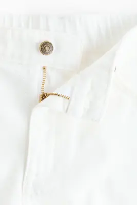 Short frangé en denim - Crème — photo 5