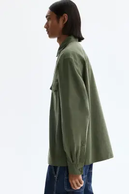 Chemise utility wear Regular Fit - Vert kaki foncé — photo 4