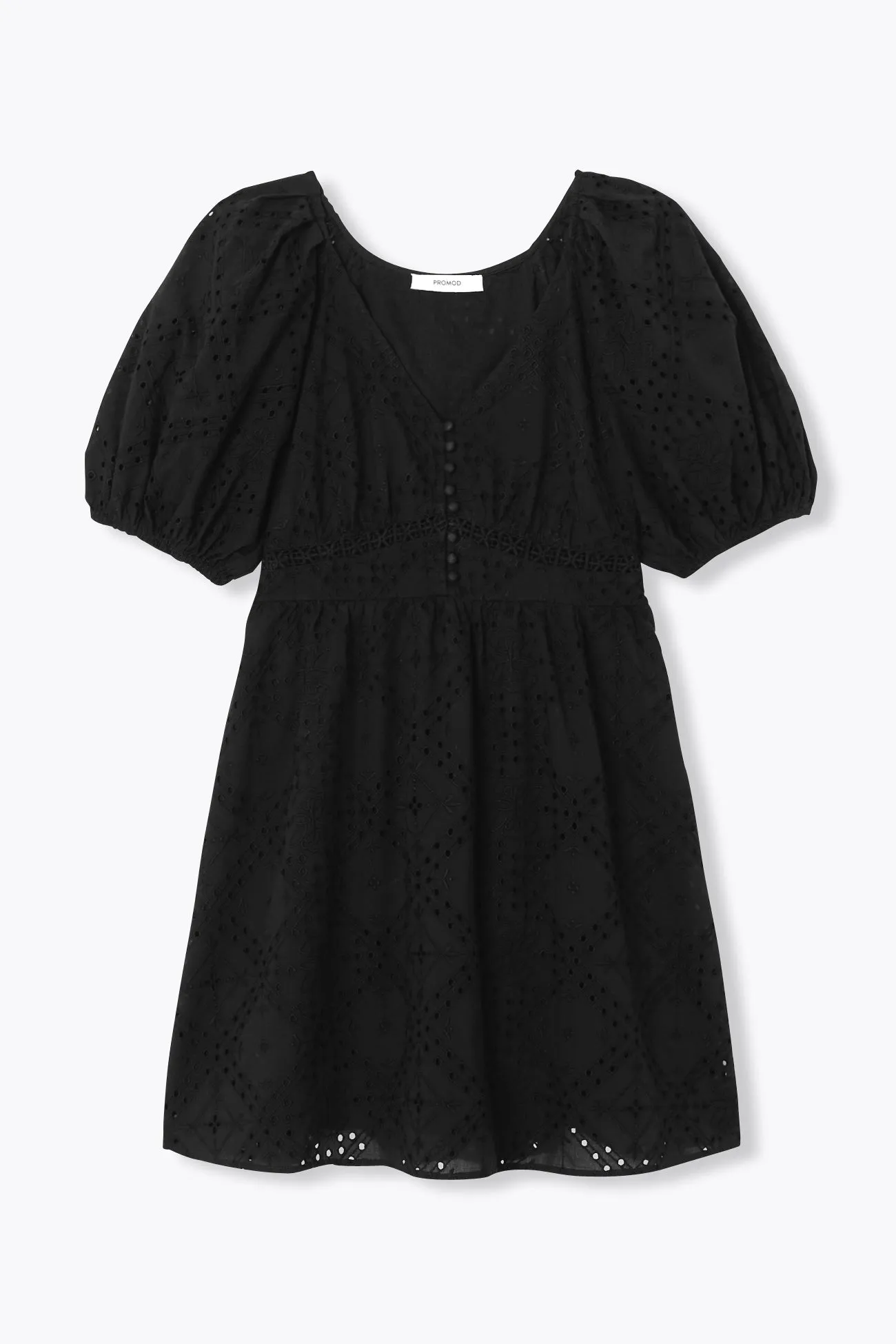 Robe courte broderie anglaise