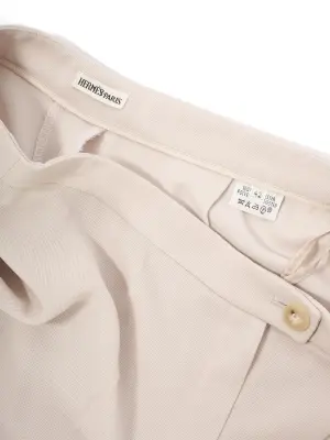 Pantalon taille haute jambes évasées en crêpe beige gris perle Prix boutique 1200€ Taille 36/38 — photo 3