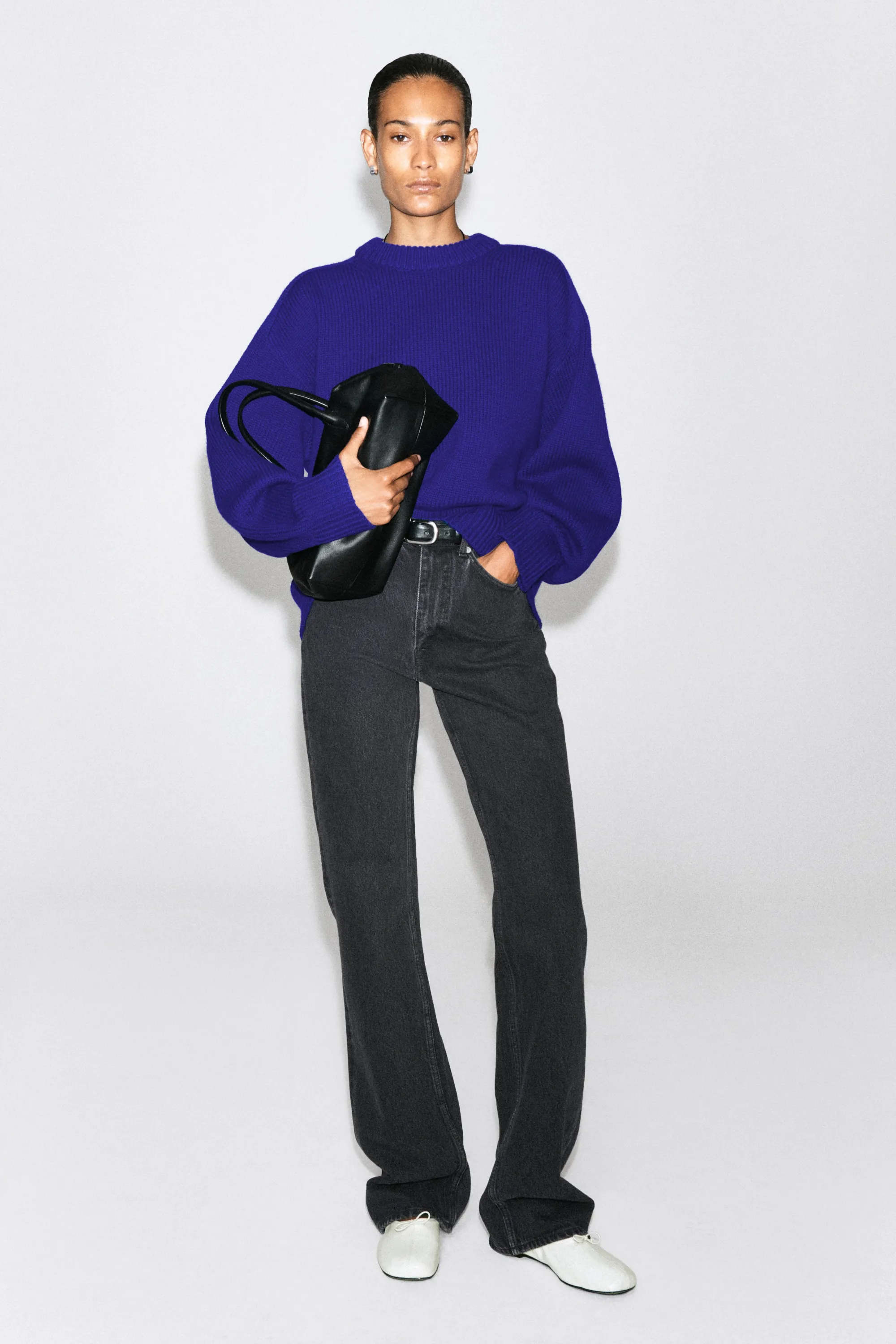 PULL À COL ROND EN LAINE - BLEU COBALT