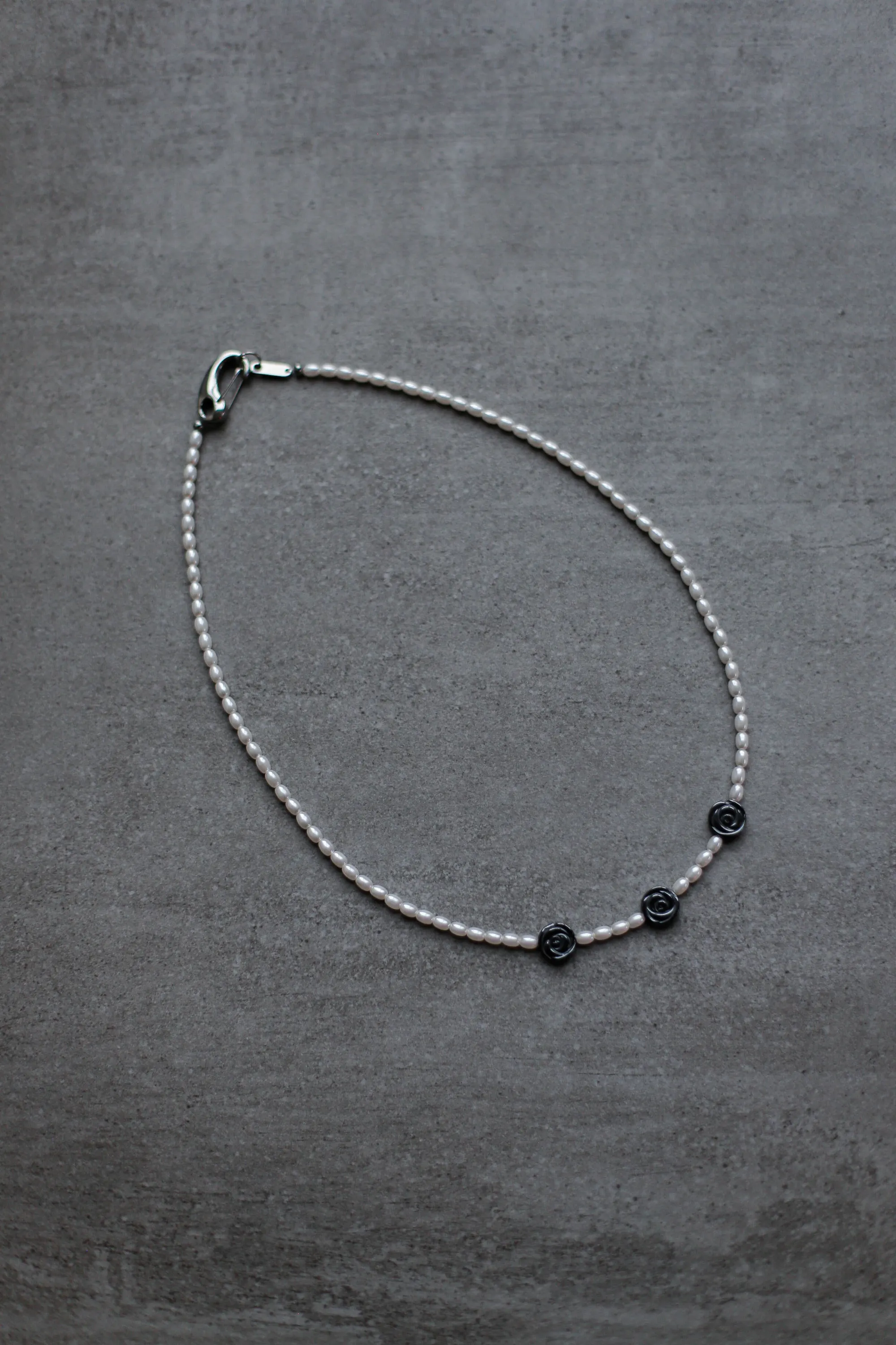 Le Collier Fleurs
