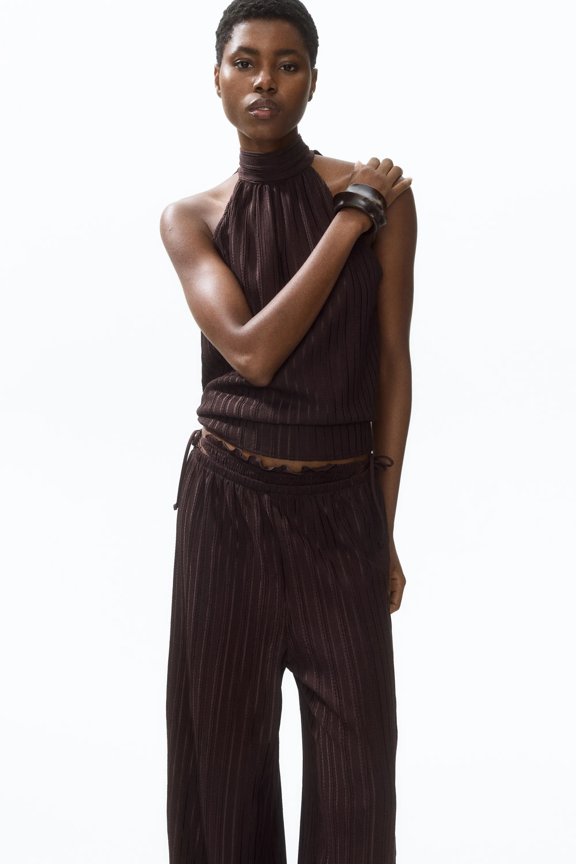 Pantalon froissé avec taille élastique - Marron foncé