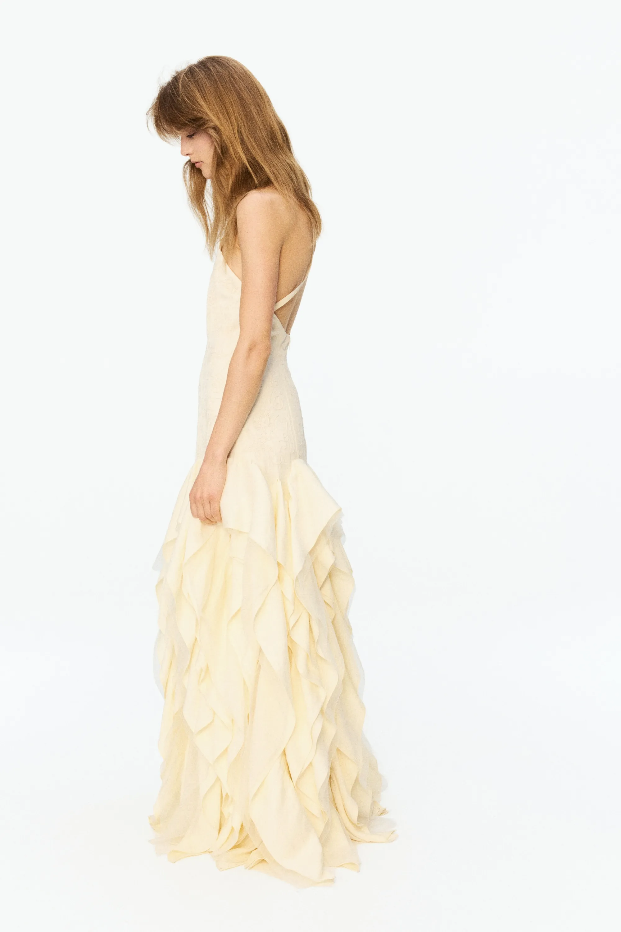 Robe ruchée avec broderies - Crème