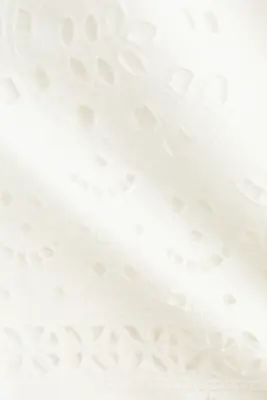 Short avec broderie anglaise - Blanc — photo 3