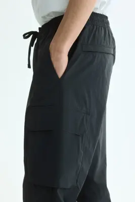 Pantalon cargo Regular Fit - Gris foncé — photo 3