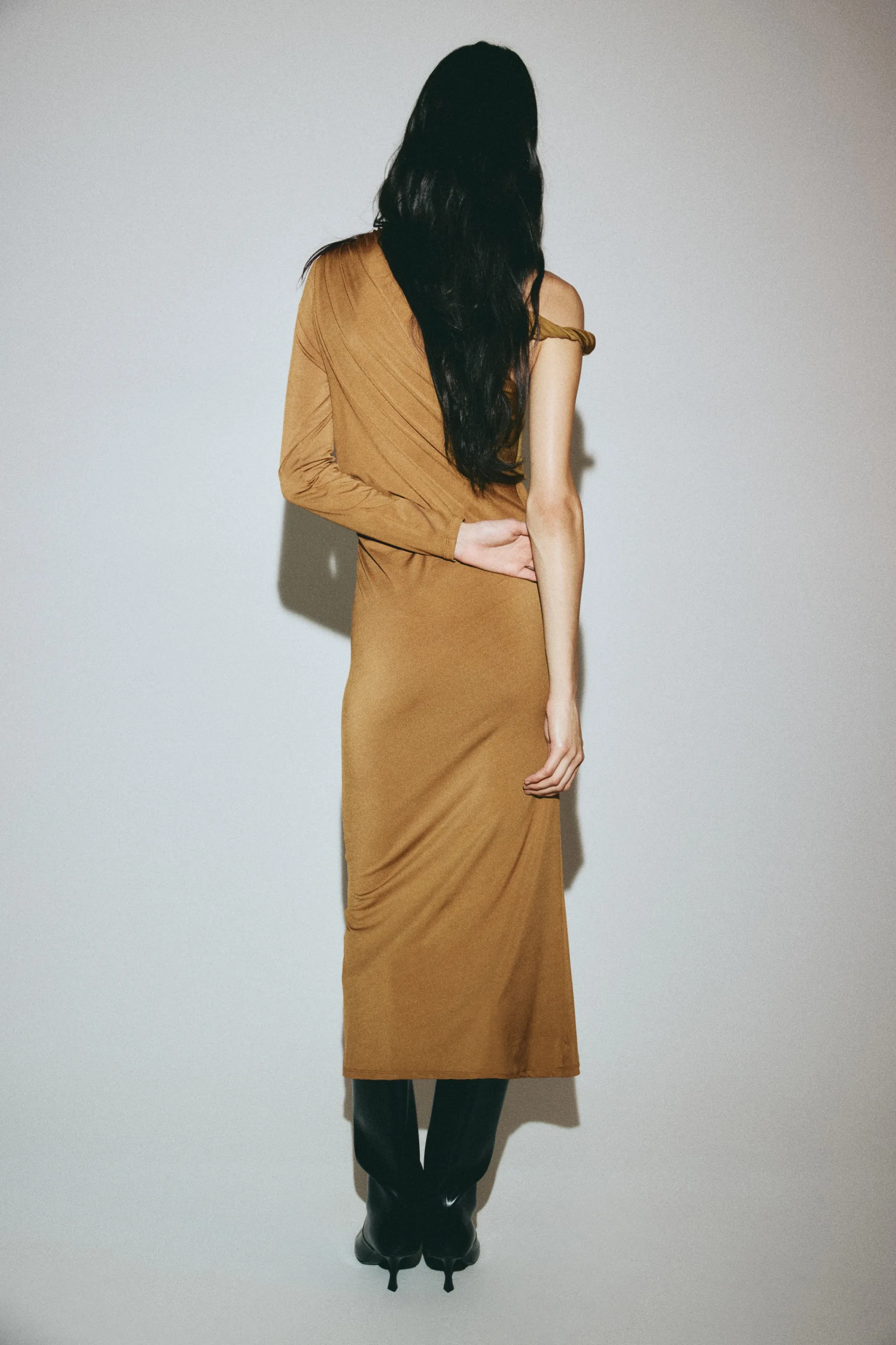 Robe asymétrique à effet drapé - Marron