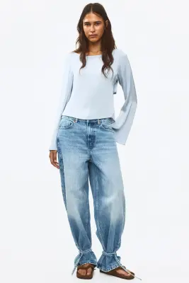 Blouse avec encolure bateau à nouer dans le dos - Bleu ancien clair — photo 2