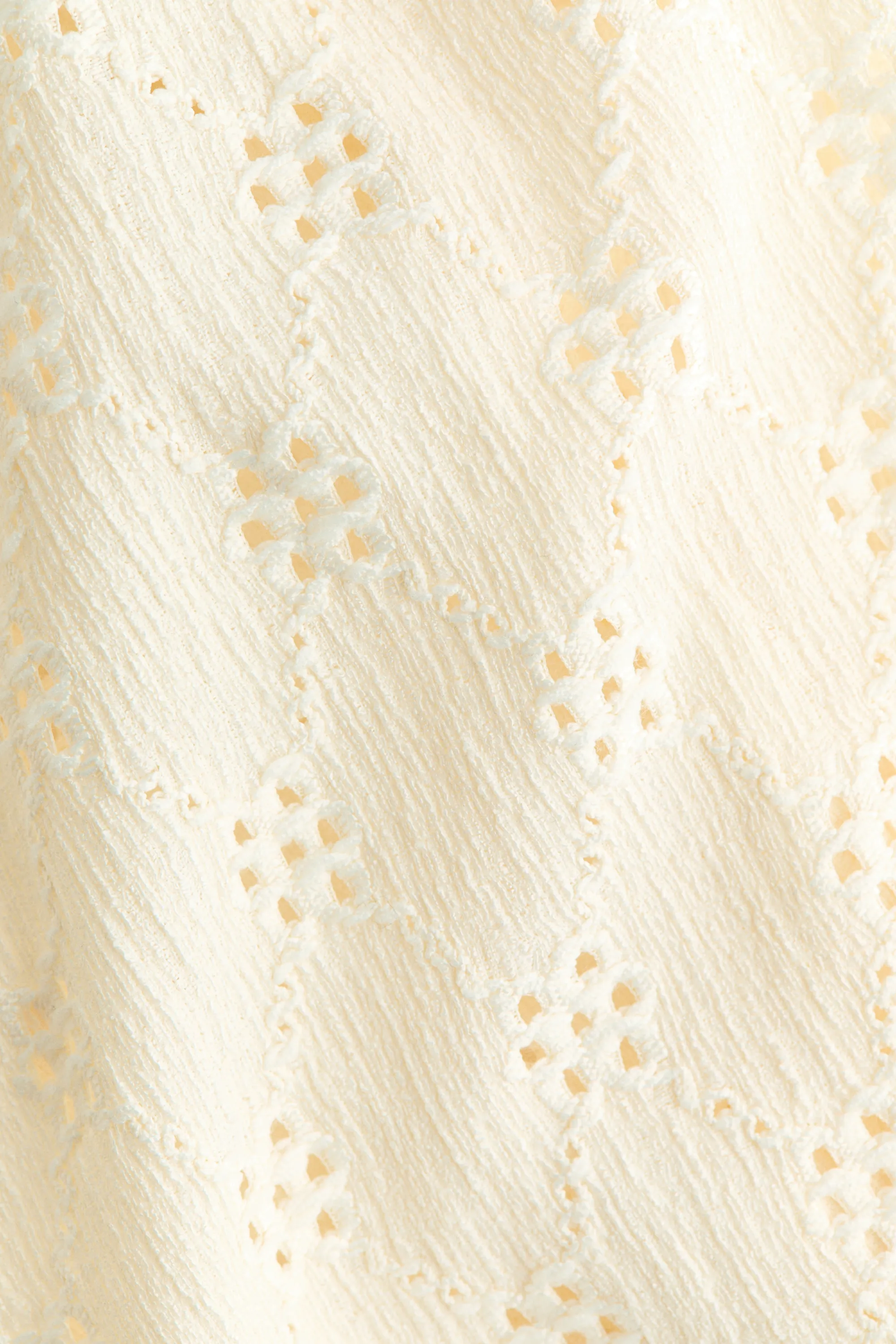 Top dos nu avec broderie anglaise - Crème