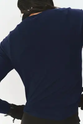Sous-pull de sport Slim Fit DryMove™ - Bleu marine — photo 3