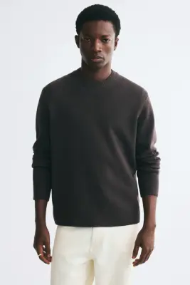 Pull Regular Fit en laine - Marron foncé — photo 1