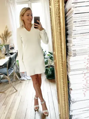 Robe manches longues col v en jersey stretch blanc ivoire Prix boutique 1500€ Taille XS — photo 3