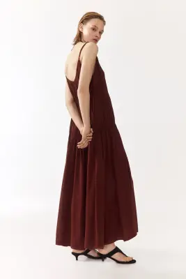 Robe smockée à bretelles fines - Brun rouille — photo 3
