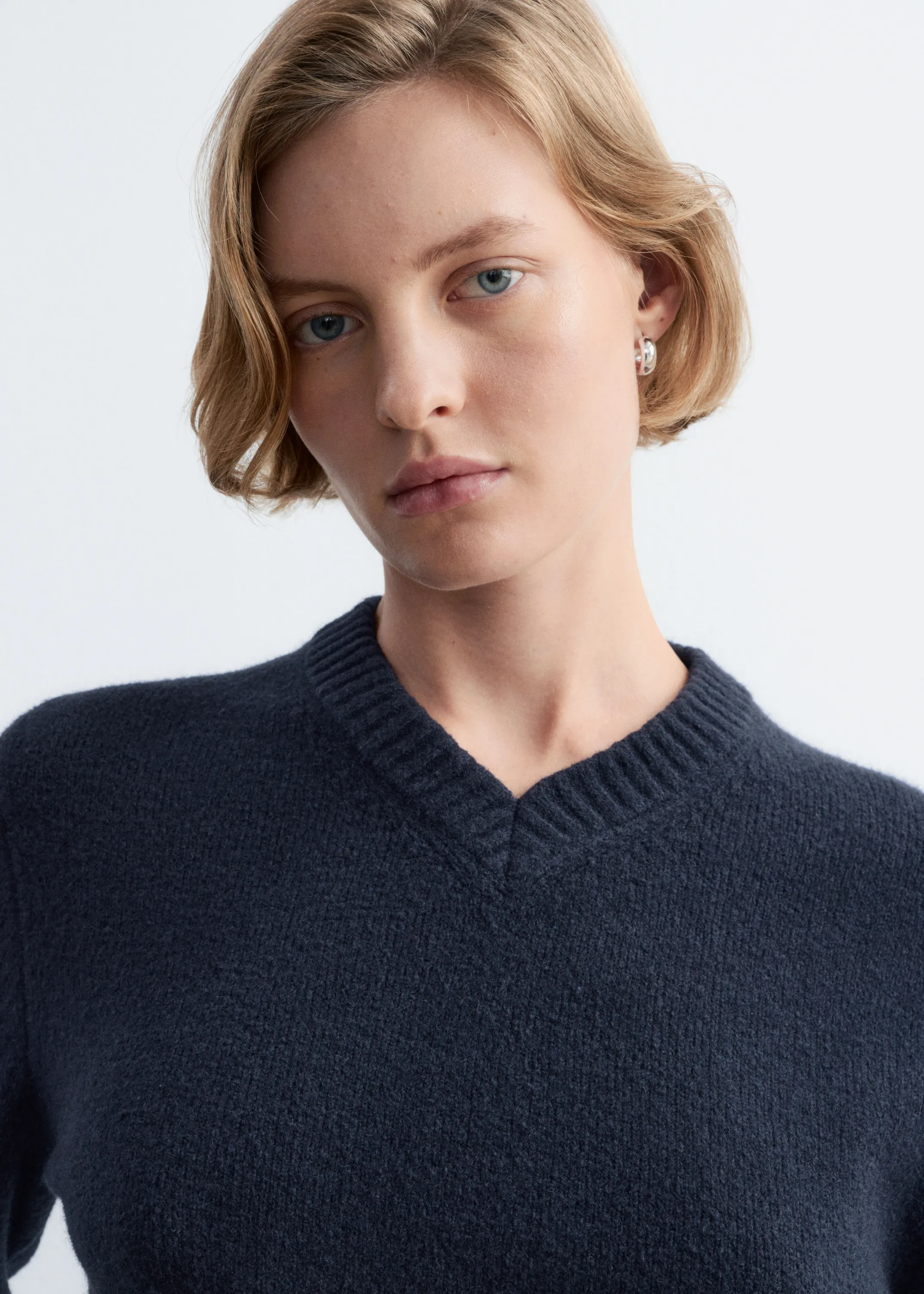 Pull à col en V côtelé - Bleu foncé