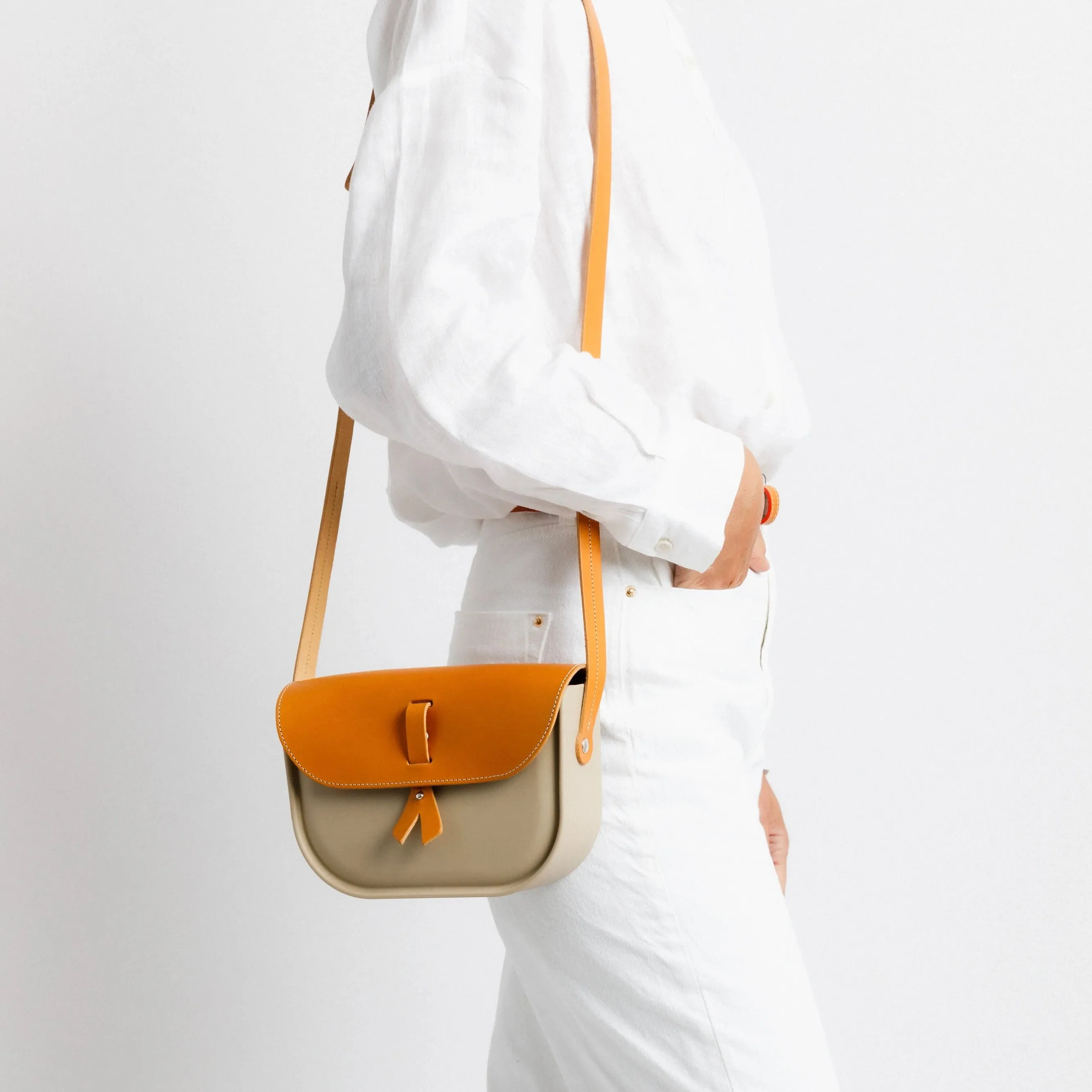 Sac à main bandoulière beige en Supergomme® et cuir