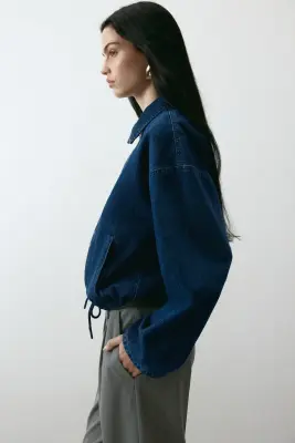 Veste en denim avec col - Bleu denim — photo 4