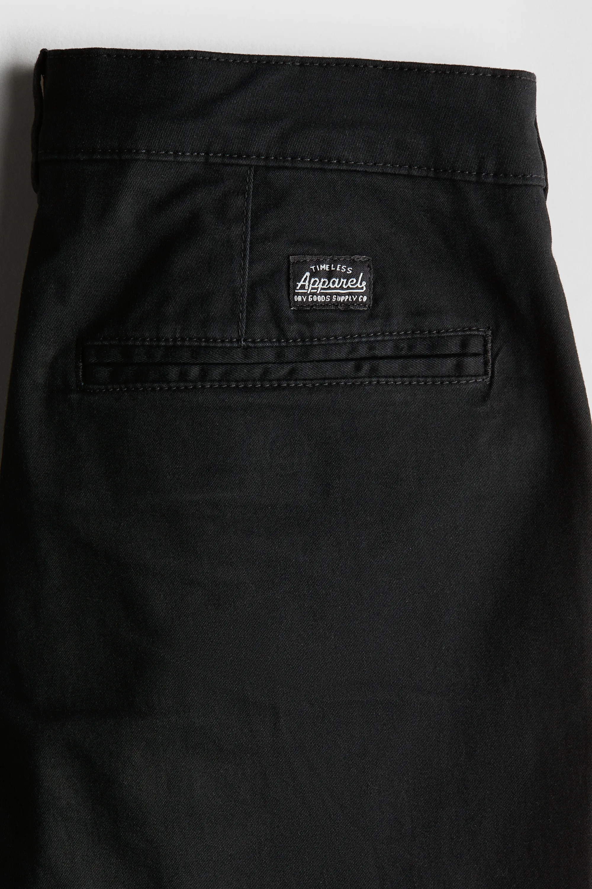 Chino effilé en twill - Noir