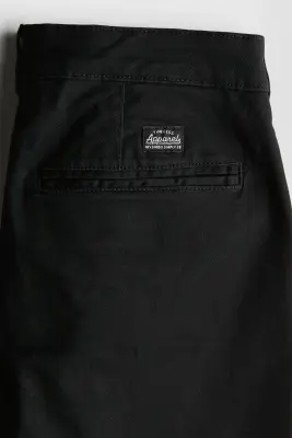 Chino effilé en twill - Noir — photo 1
