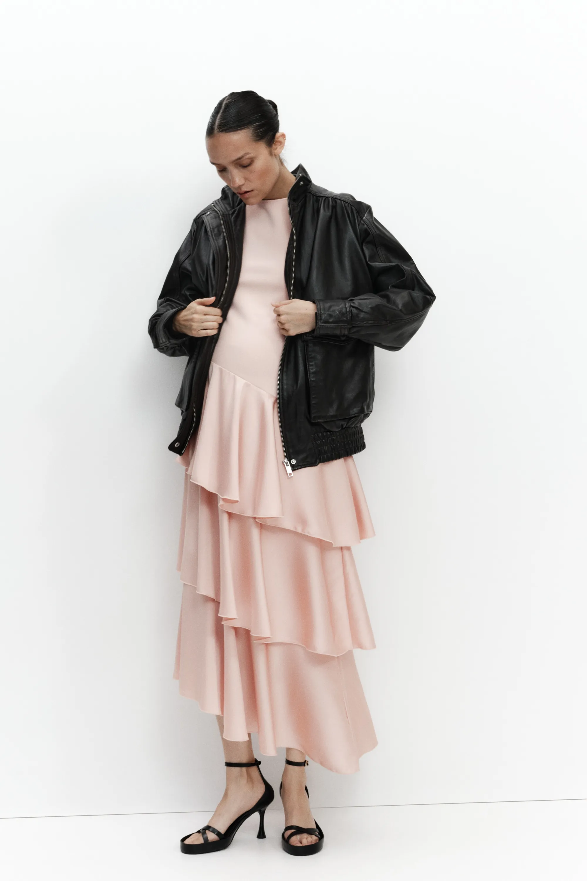 MAMA Robe en jersey romanite avec jupe en satin - Rose poudré