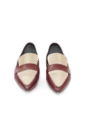 Moccasins plat bout pointu en cuir bordeaux et python beige Prix boutique 800€ Taille 38 — photo 3