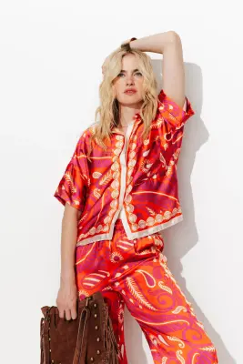 Chemise imprimée en satin — photo 2
