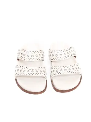 Sandales mules plates en cuir blanc à oeillets argent Prix boutique 990€ Taille 40 — photo 4