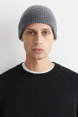 BONNET EN PUR CACHEMIRE - GRIS FONCÉ — photo 2